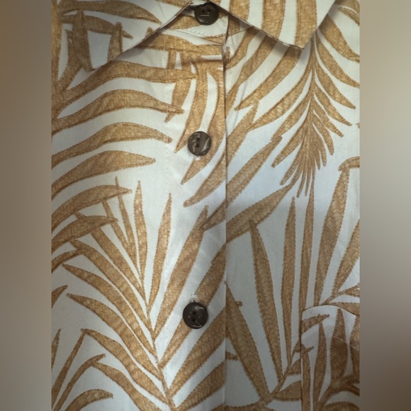 🌺 Men’s Luxury Aloha Shirt – Modern Island Wear 🌺 - Picture 3 of 8